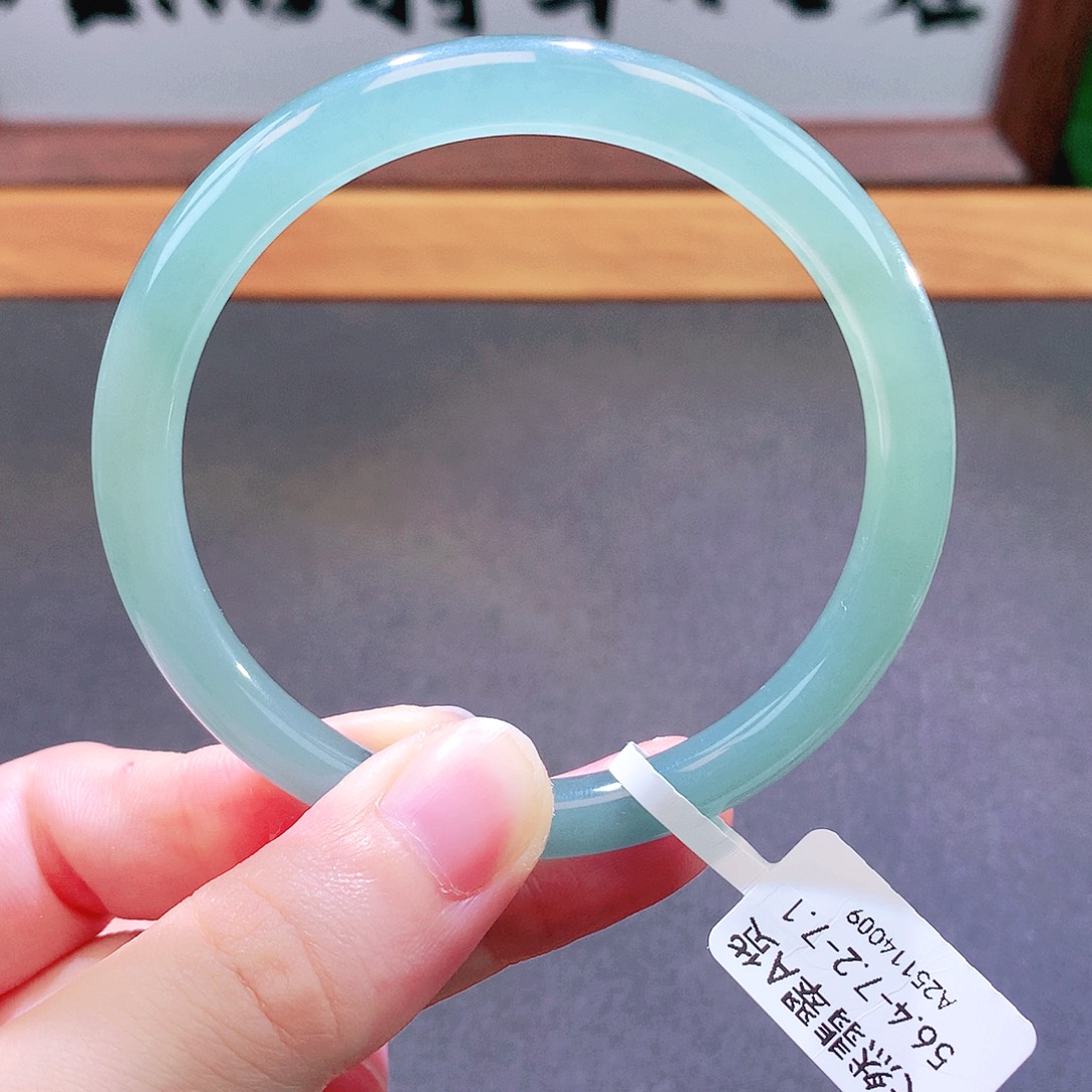 翡翠未镶嵌手镯天然翡翠