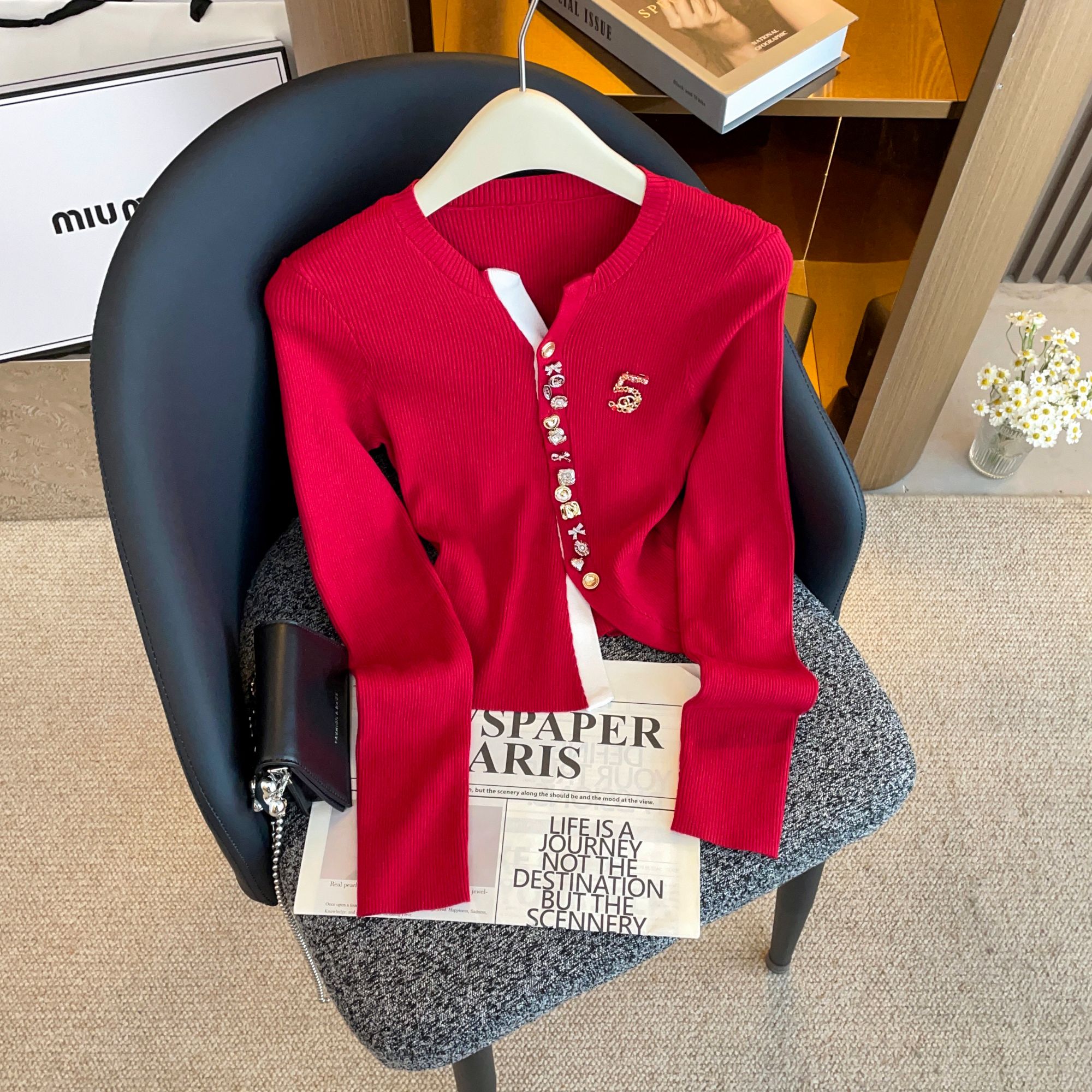 25红色毛衣复古辣妹千金感多纽扣圆领假两件圣诞女士针织衫DY9728