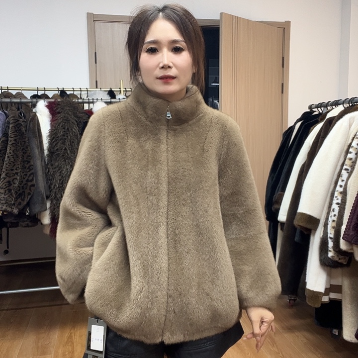 皮毛一体外套女中长款
