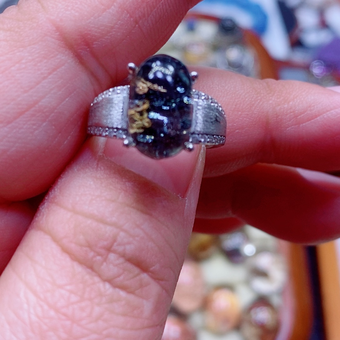 颈饰未镶嵌水晶6**w水晶