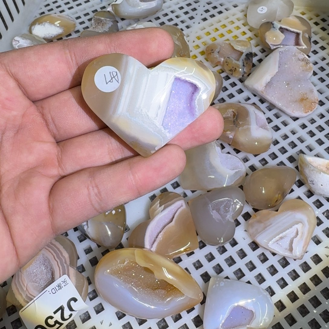 未镶嵌大型摆件（非配饰）水晶