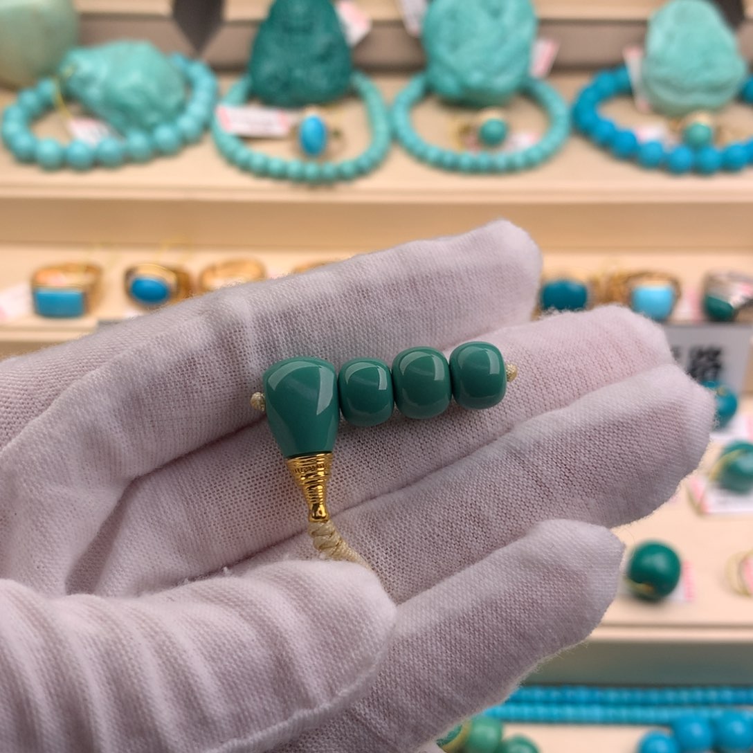 绿松石珠宝奇石18K金镶嵌