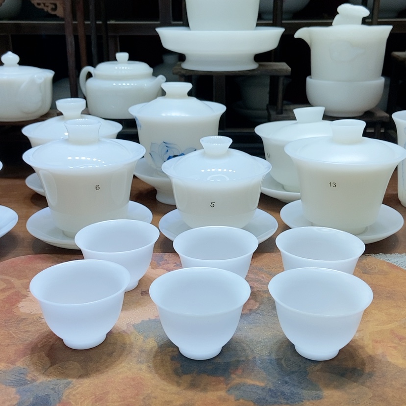 【闪购商品】我想去买东西的路上我的眼泪不