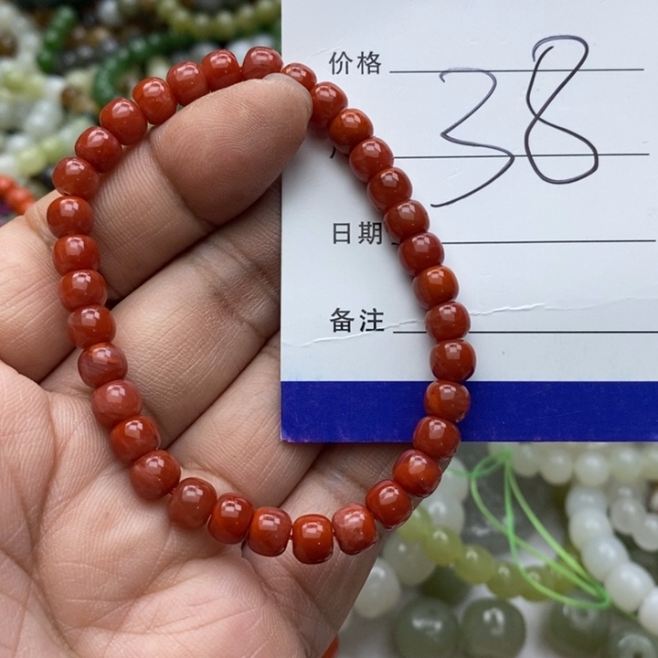 南红玛瑙未镶嵌手链