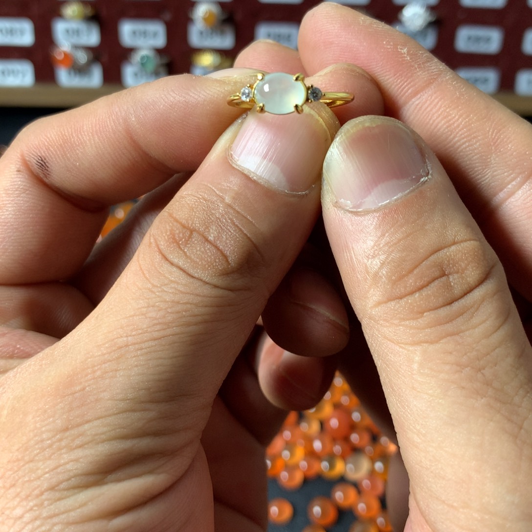 S***.翡翠未镶嵌戒指42