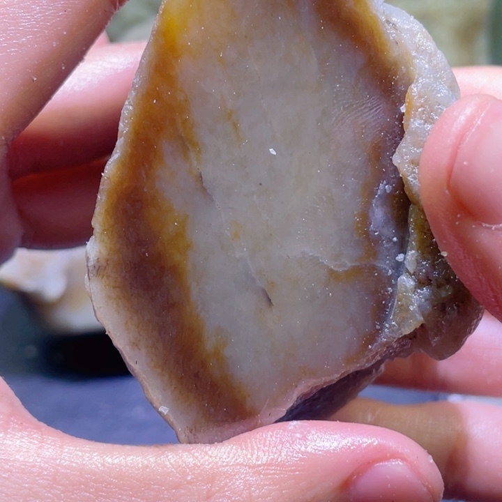 和田玉未镶嵌珠宝半成品