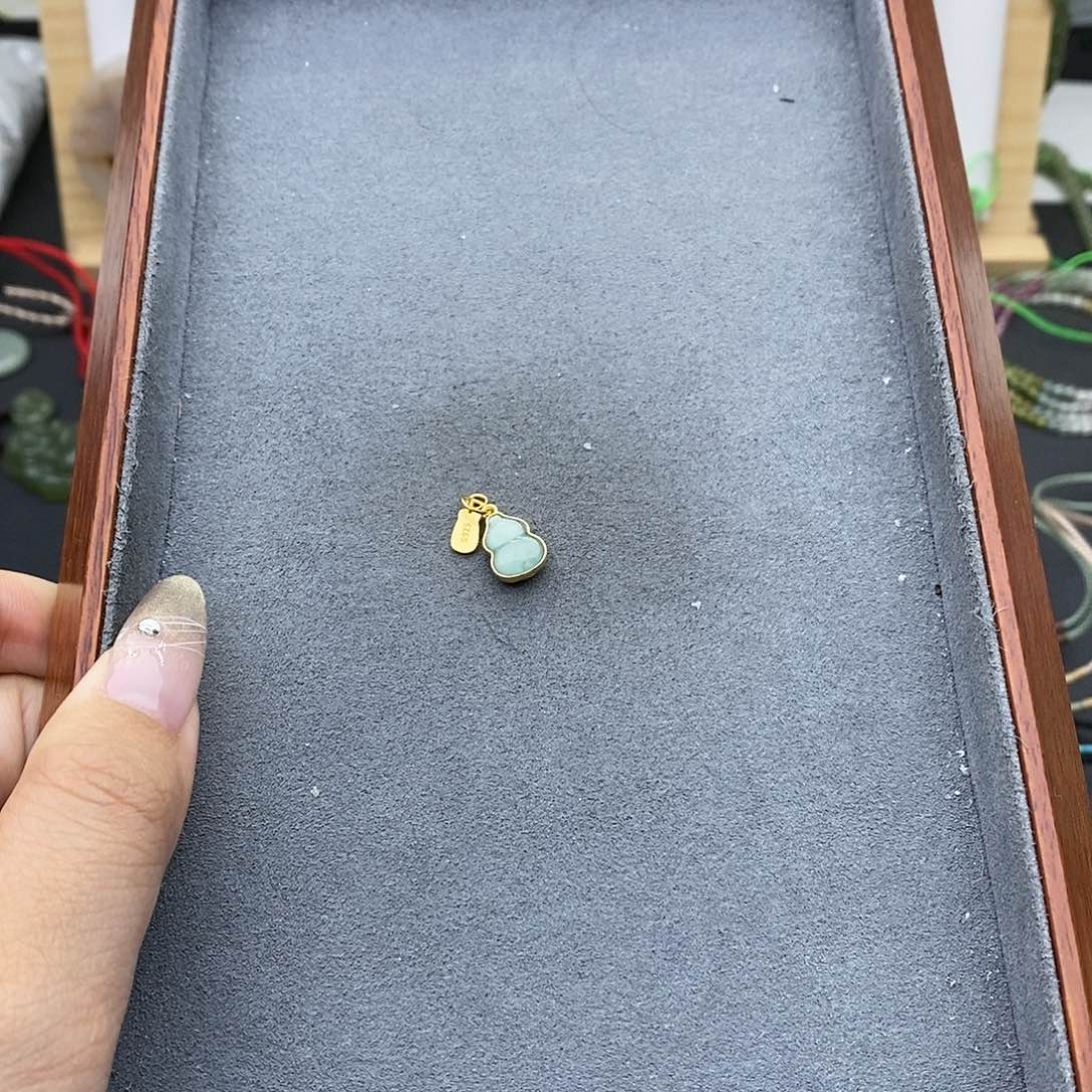 翡翠吊坠(不含链)银S925镶嵌