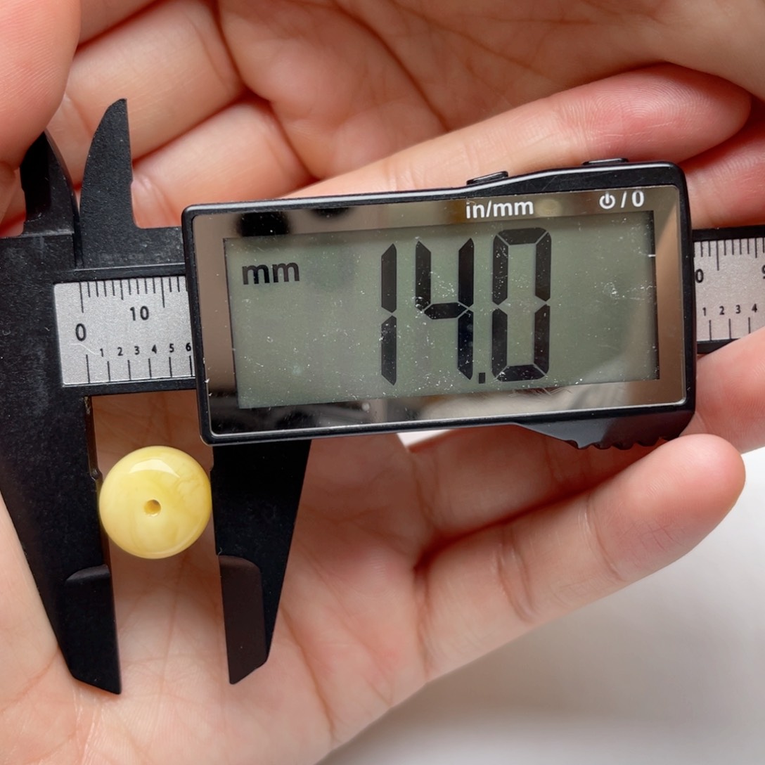 蜜蜡裸石未镶嵌蜜蜡墩子梦