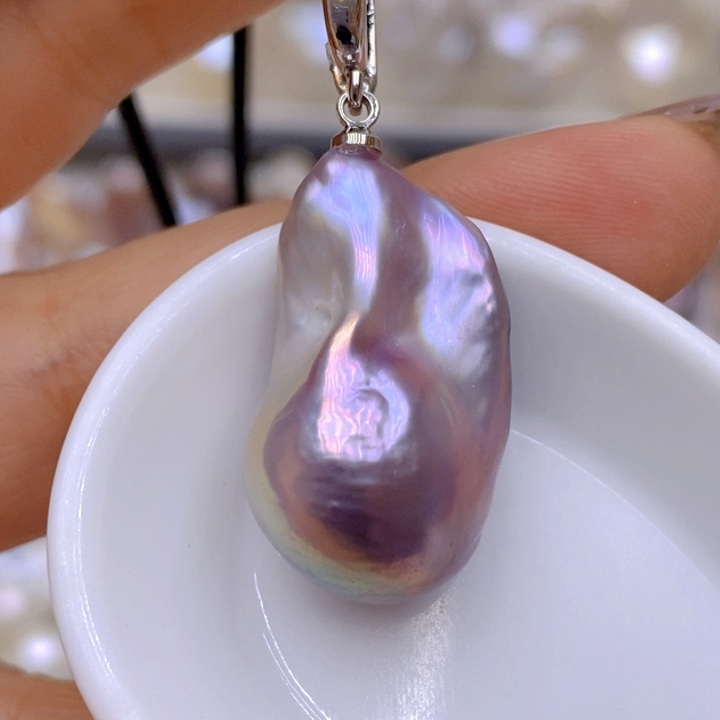 淡水珍珠吊坠(赠链)未镶嵌