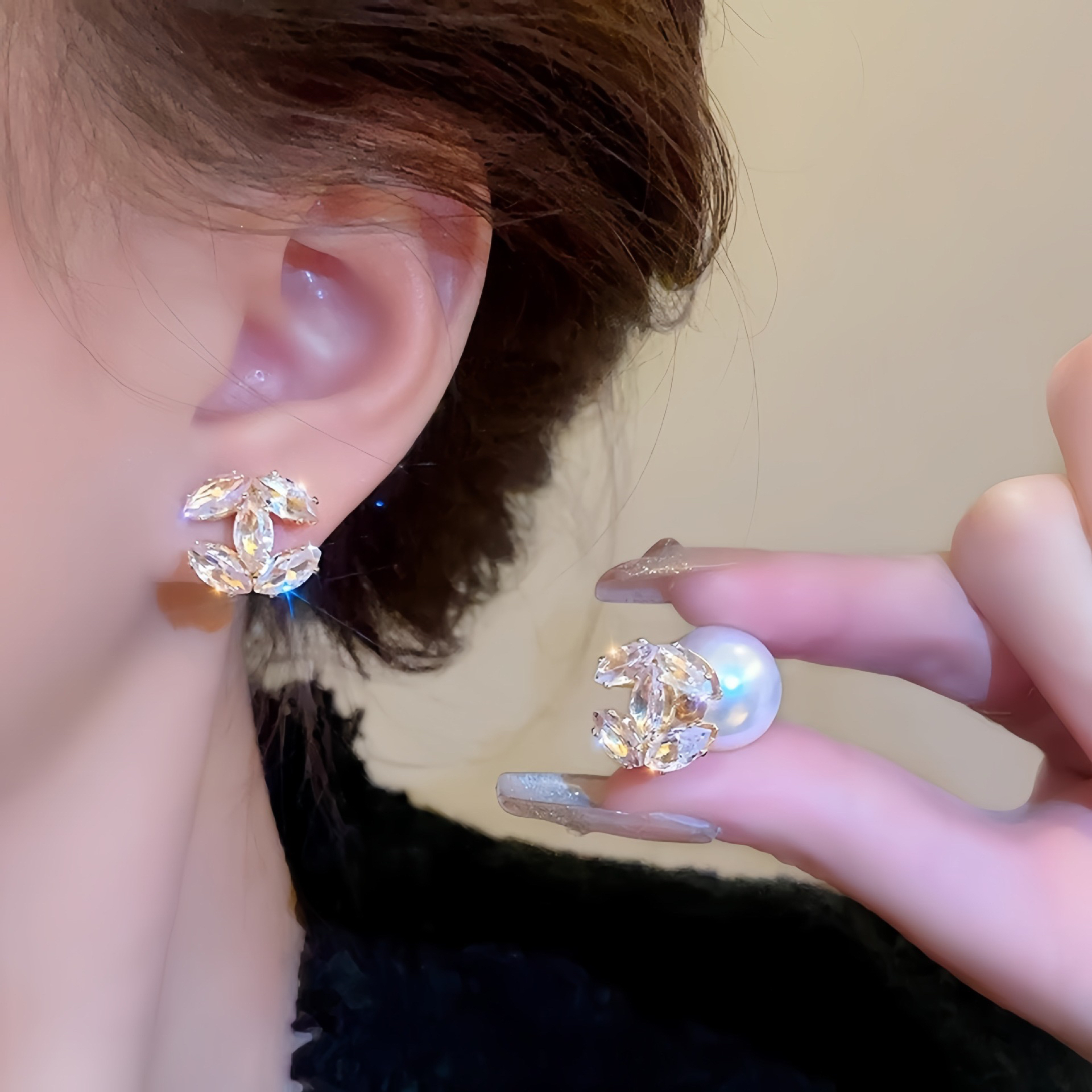 合金锆石耳饰 秋冬小香风法式轻奢温柔锆石耳钉耳环