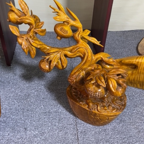 金丝楠石榴摆件家居