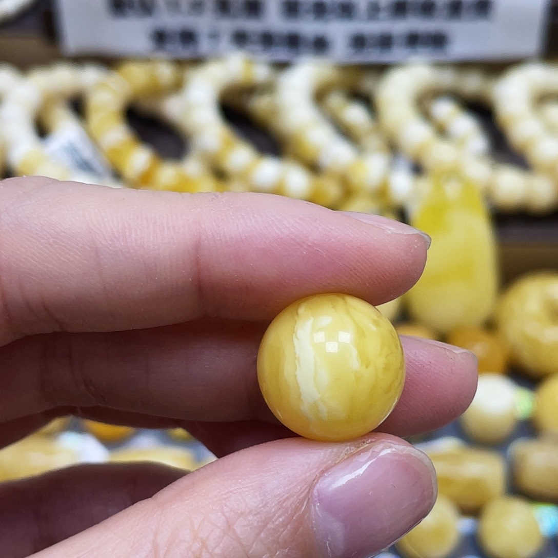 琥珀珠宝奇石未镶嵌15.6mm平头