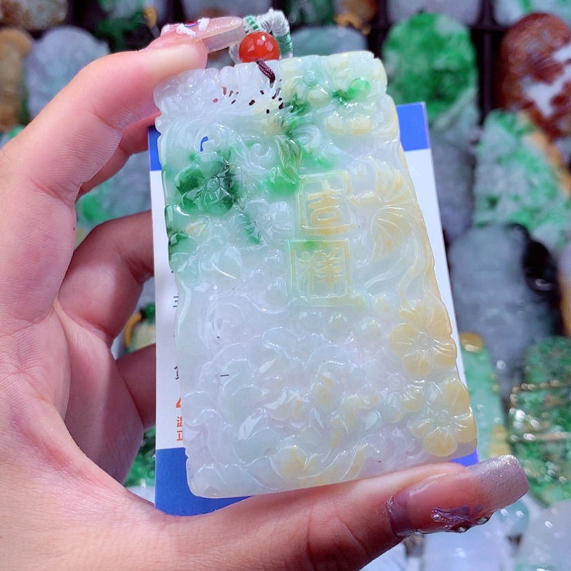 【闪购商品】翡翠颈饰未镶嵌挂件