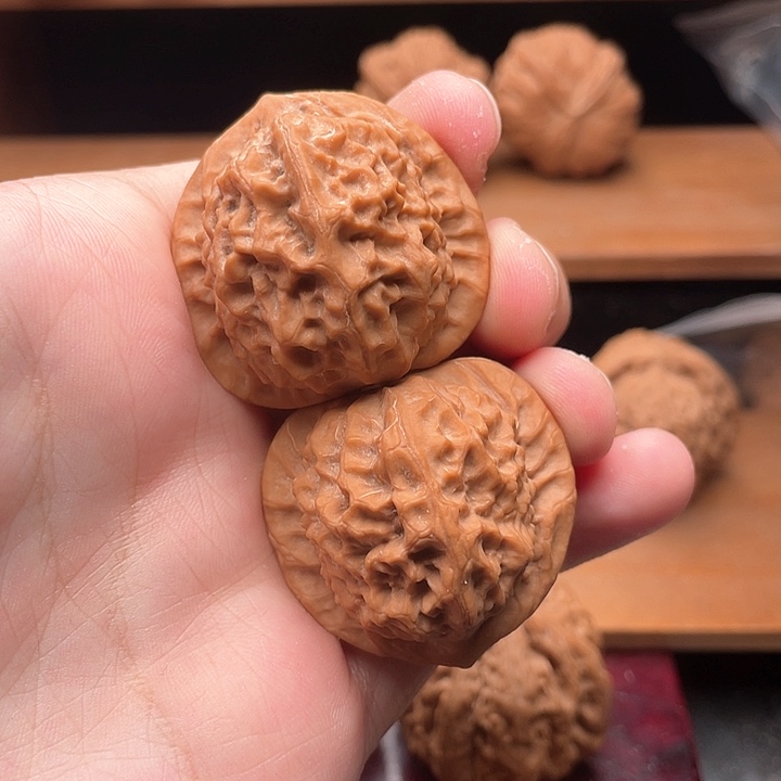 吊坠文玩核桃38.8毕业全品蜡皮瓷娃娃