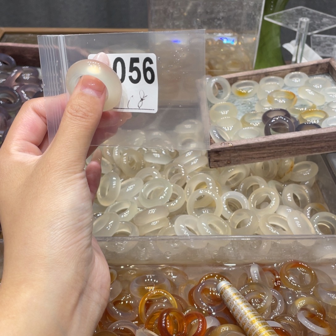 玛瑙/玉髓未镶嵌戒指056