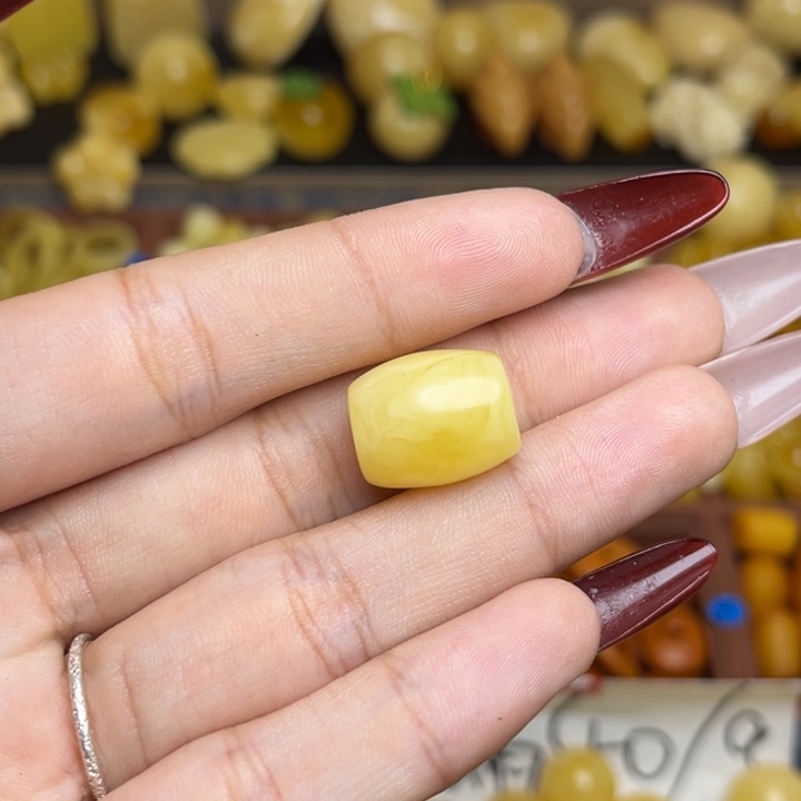 蜜蜡未镶嵌珠宝奇石鸡油黄满蜡妖花桶珠