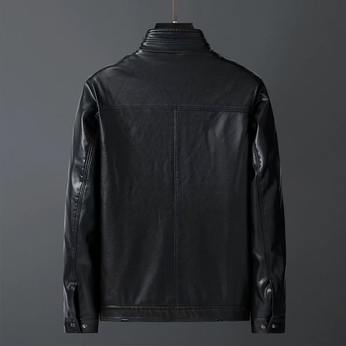 默认瑕疵皮衣（直播间下单为准）图片仅供参考