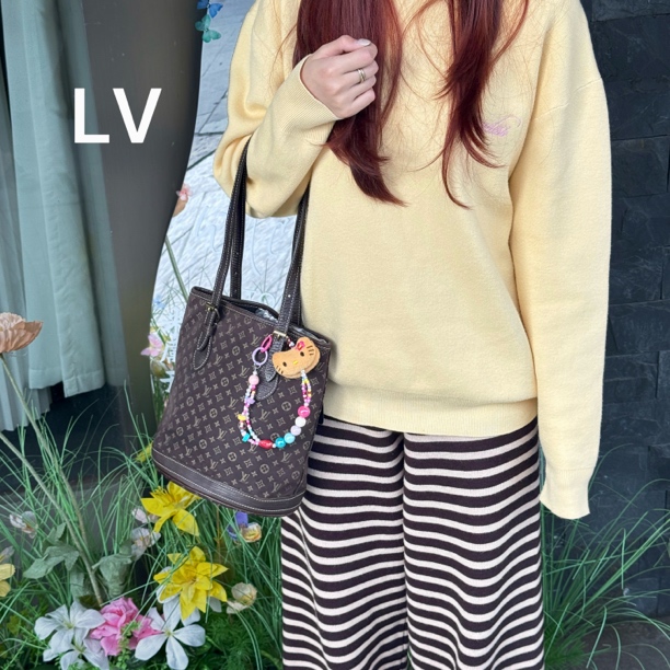 95新 LouisVuitton/路易威登 L192经典百搭老花单宁水桶包包95新