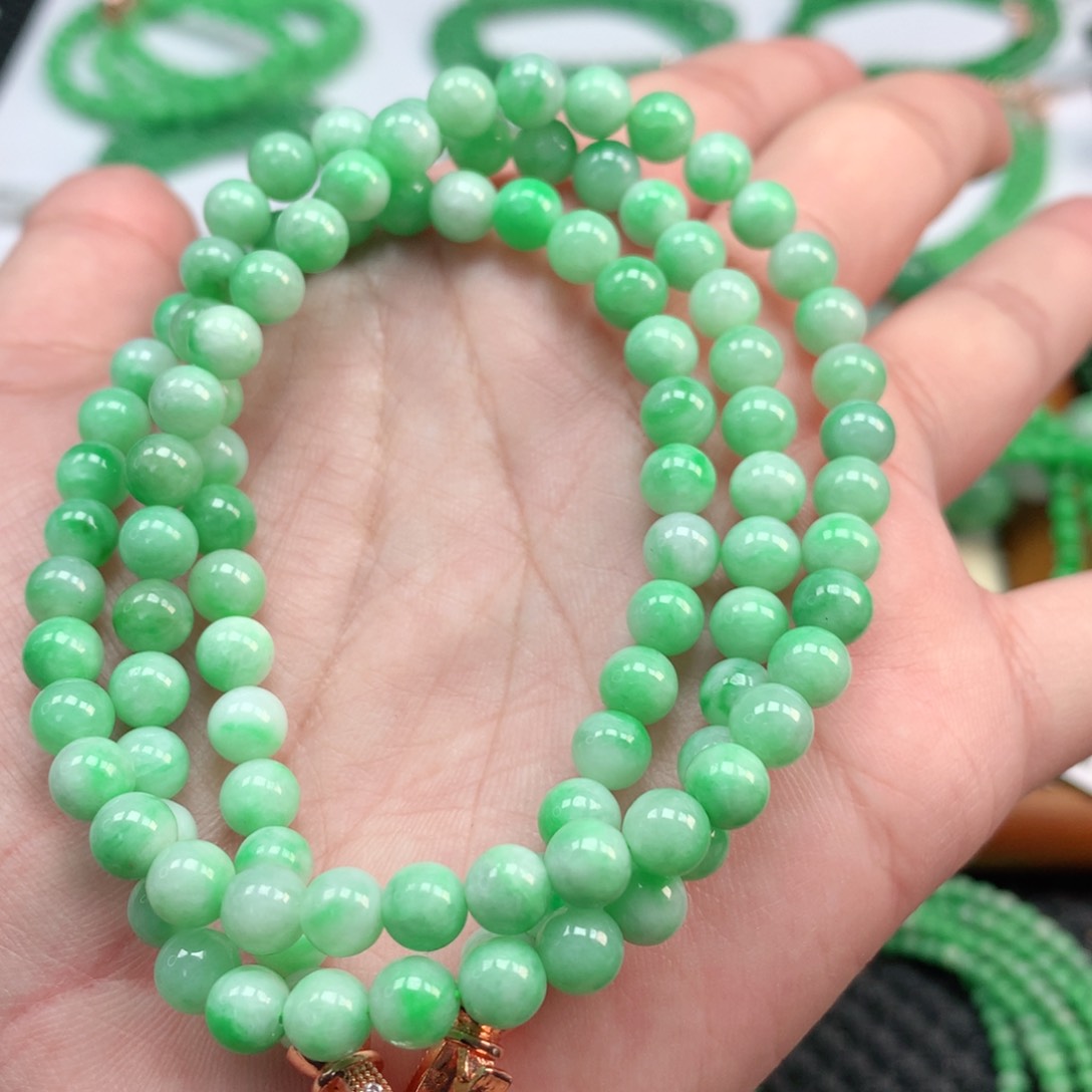 翡翠手链未镶嵌翡翠