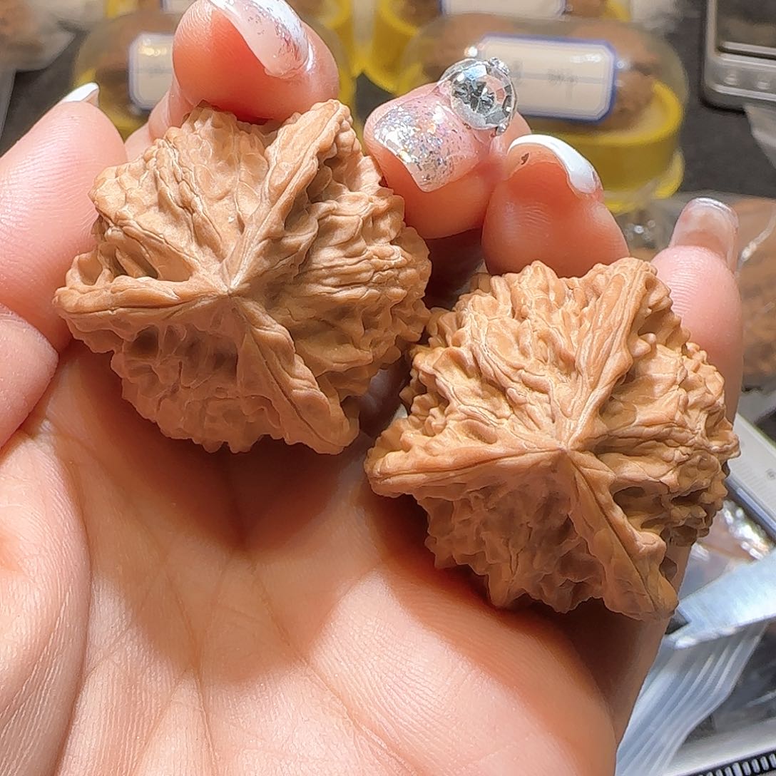 文玩核桃吊坠36盘三全