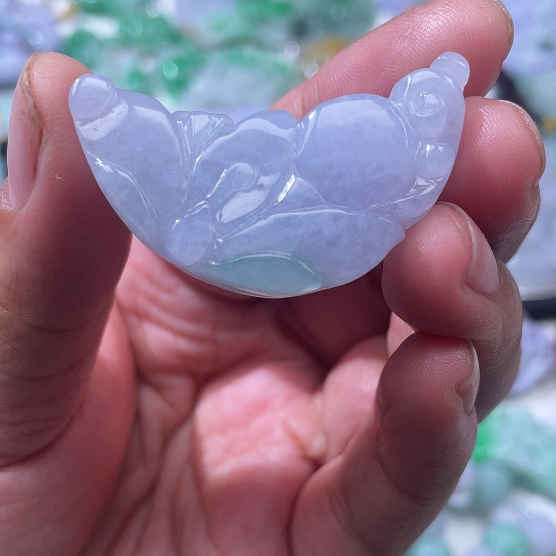 翡翠未镶嵌颈饰翡玉缘翡翠