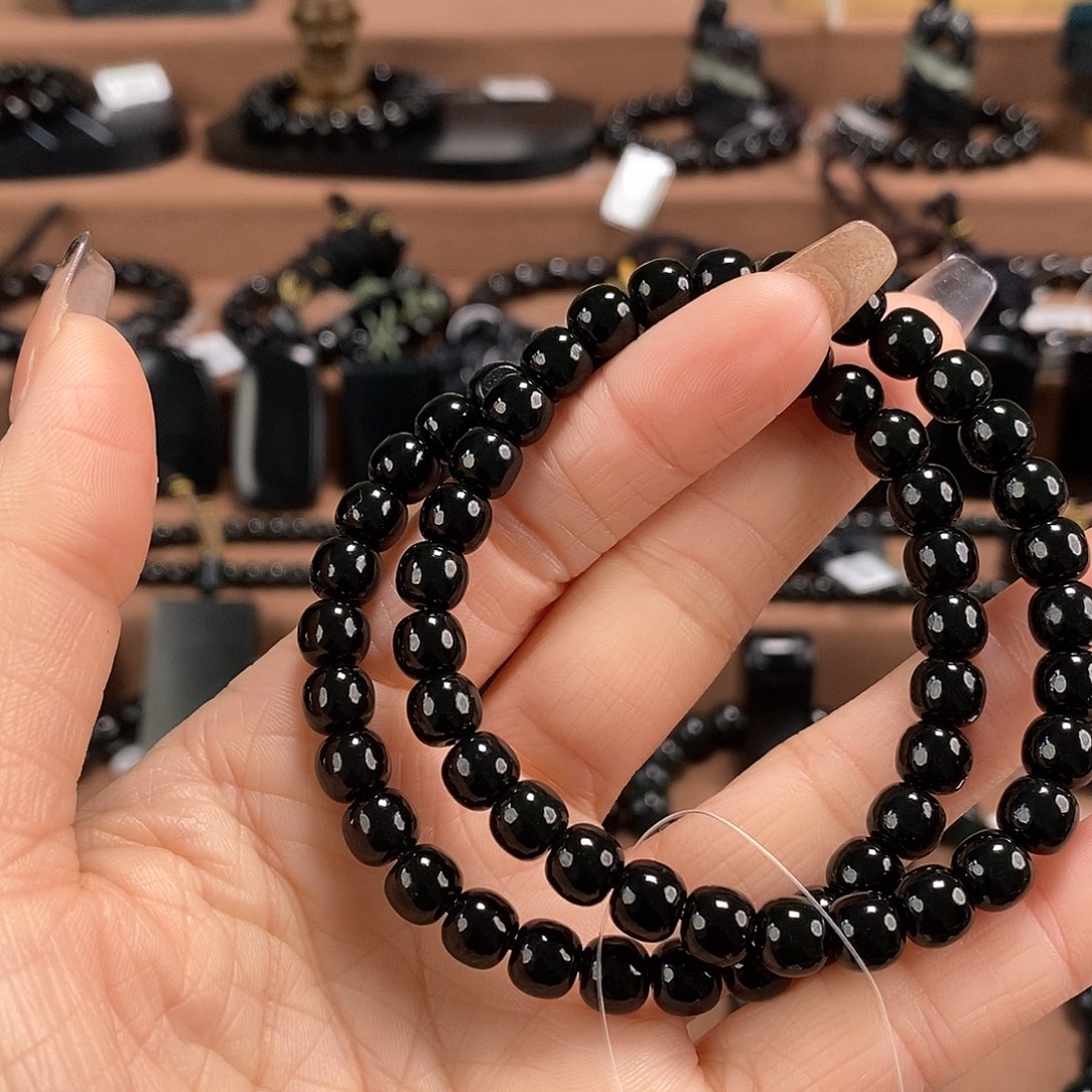 和***畅和田玉未镶嵌手链7