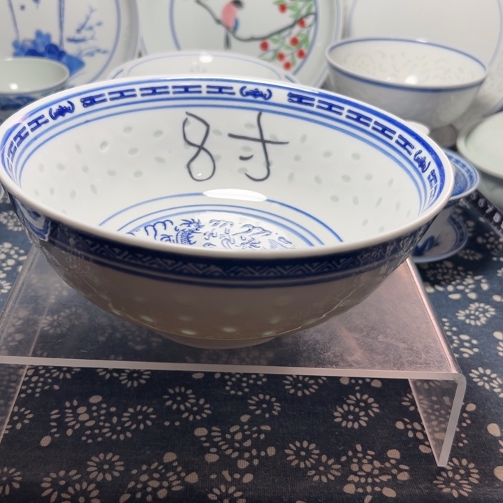 青花玲珑8寸的汤碗