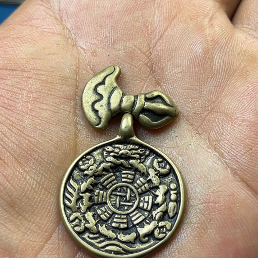 泥塑百*入特色手工艺品