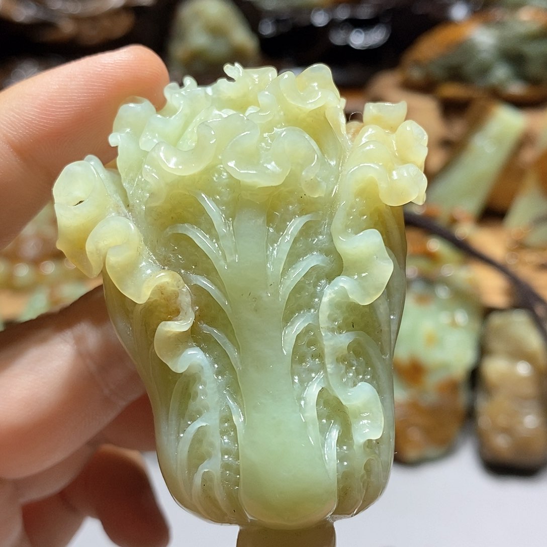 岫岩河磨玉（透闪石质玉）珠宝奇石未镶嵌