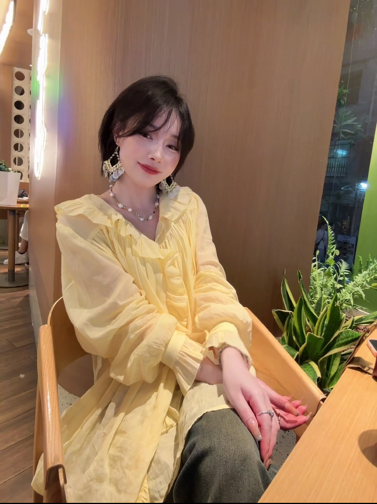 WDD 复愫街  木耳边气质仙女衬衫