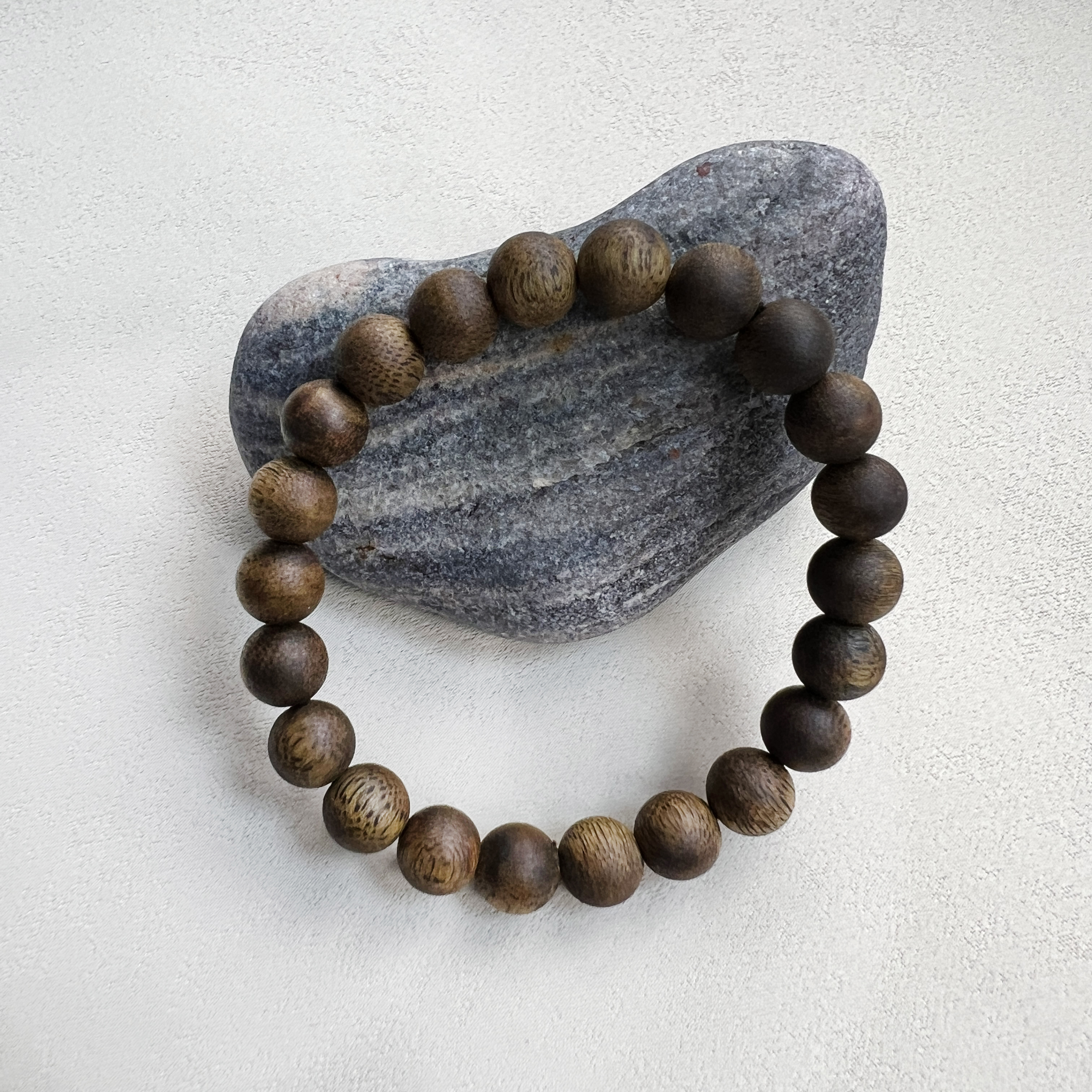 YH-061084越南芽庄黄奇楠沉香0.9圆珠约6g