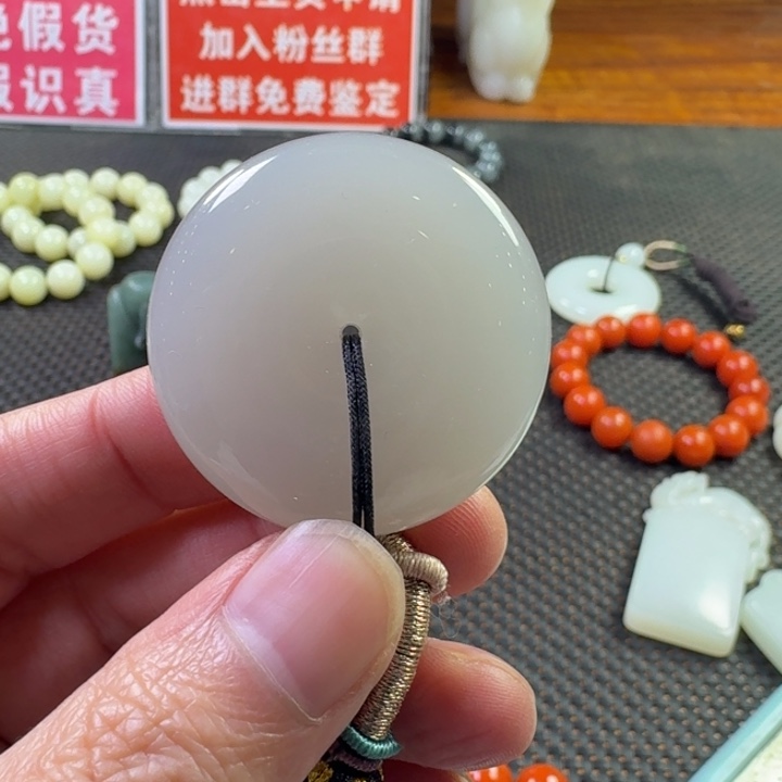 崖***子和田玉未镶嵌颈饰
