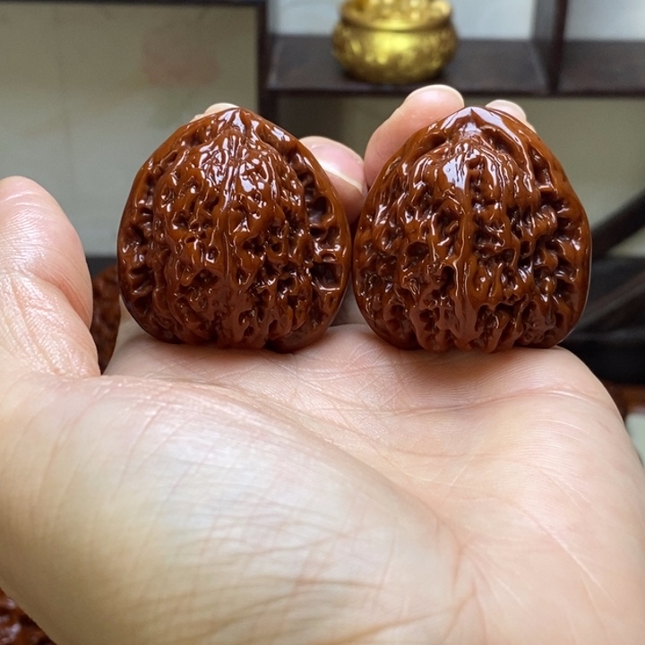 语***默文玩核桃把件三角疆