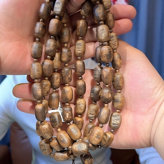 沉香手串白棋留疤1.1多样性发货1条