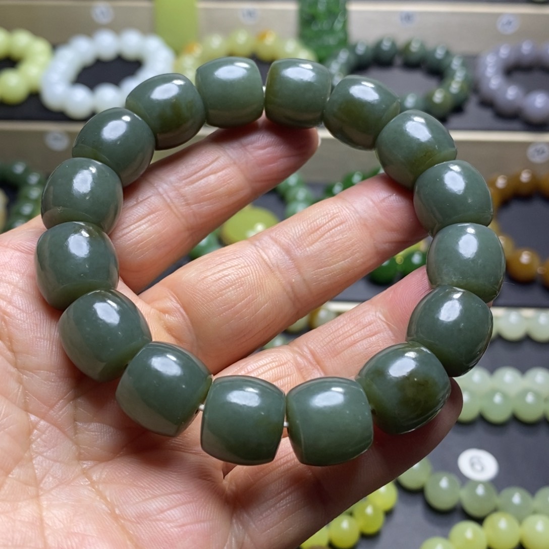 和田玉手串未镶嵌