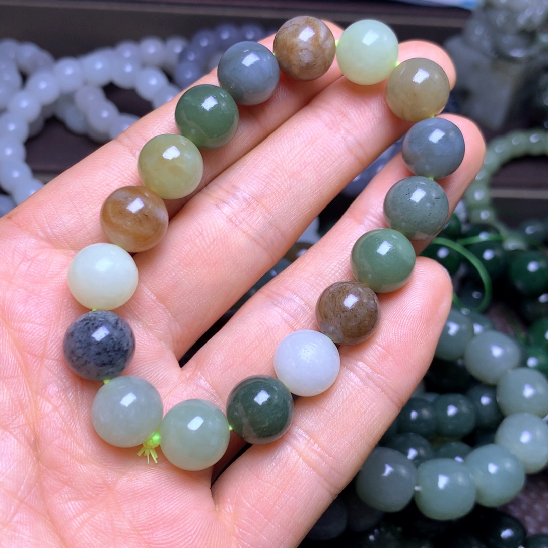 和田玉未镶嵌手串