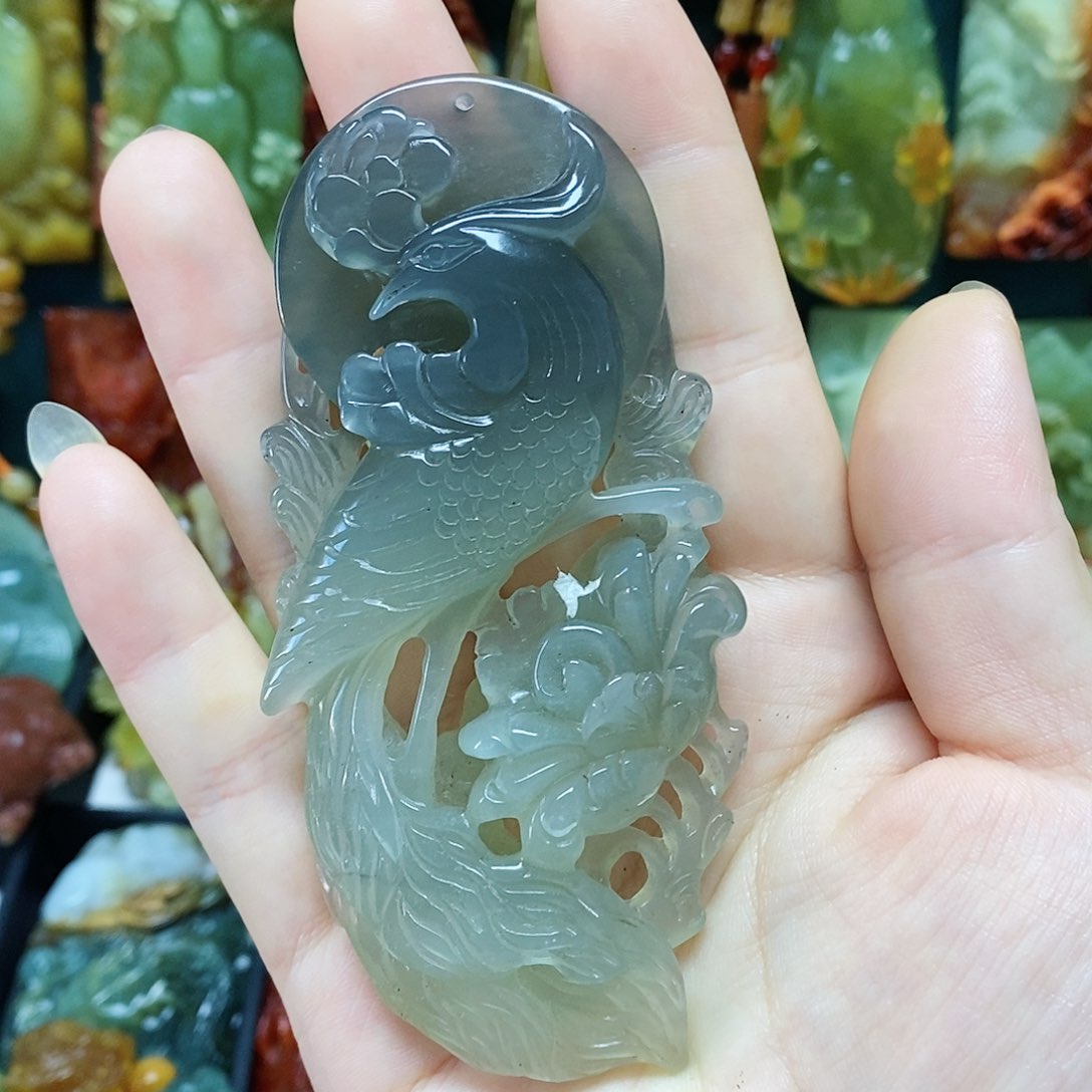 未镶嵌岫玉吊坠(赠链)