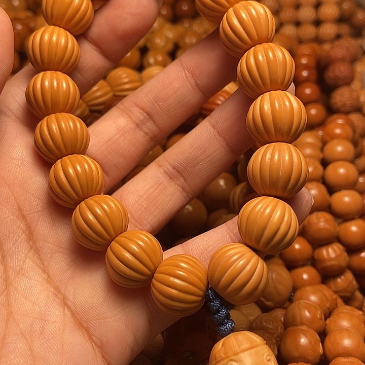 猴头核桃吊坠青**旧手持