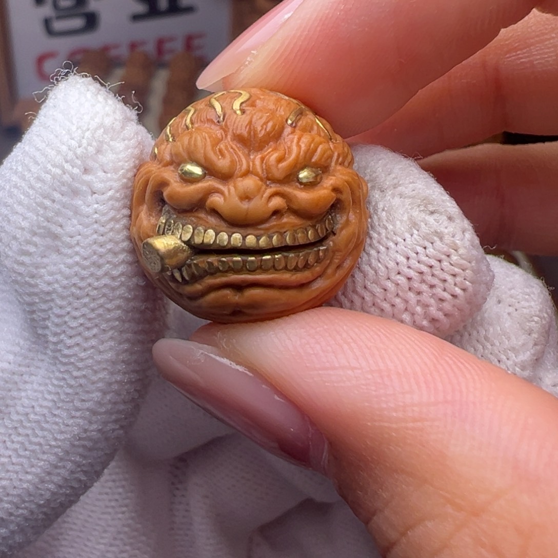把件猴头核桃镶嵌款烟鬼全品有正常封口线