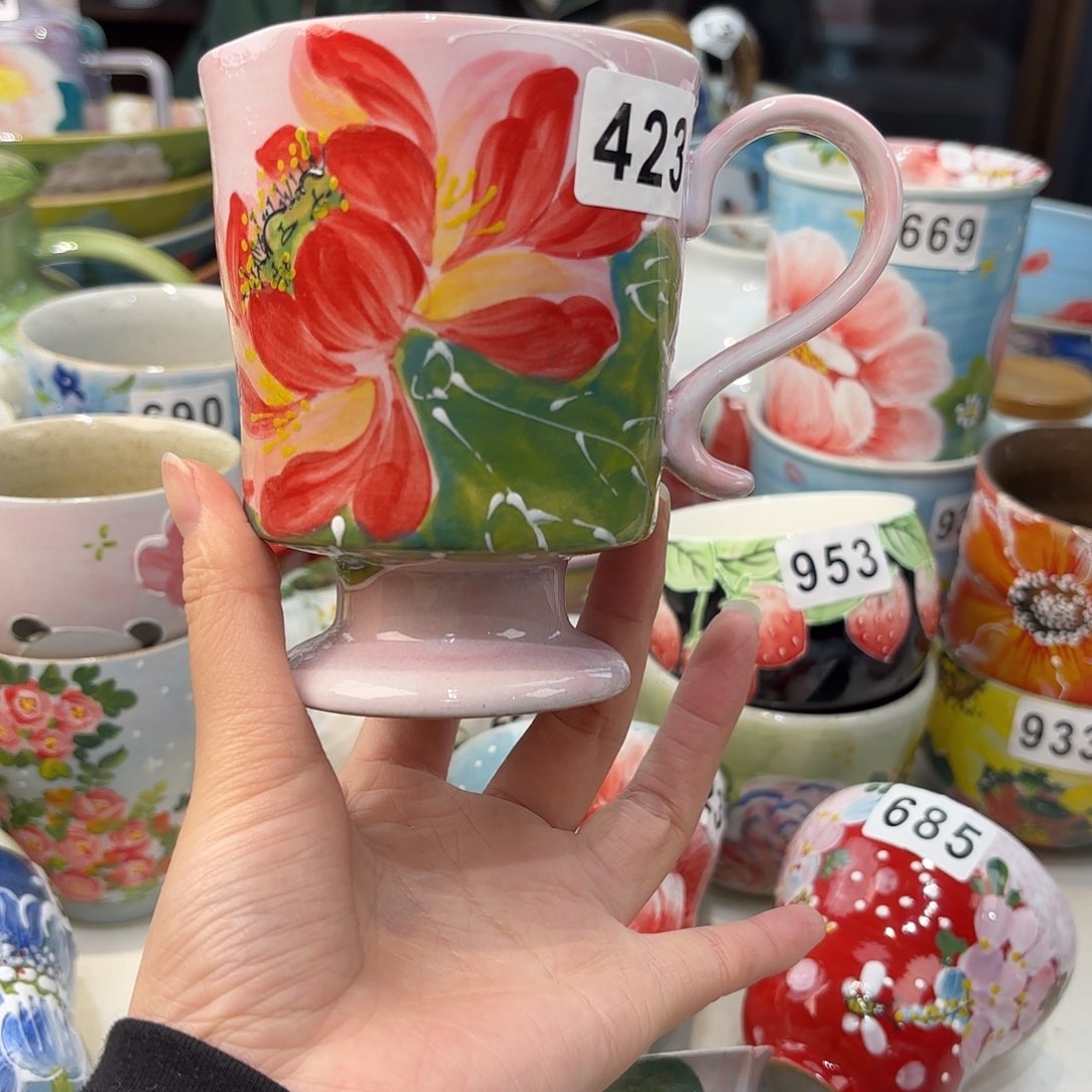 瓷片兔兔好可爱呀打