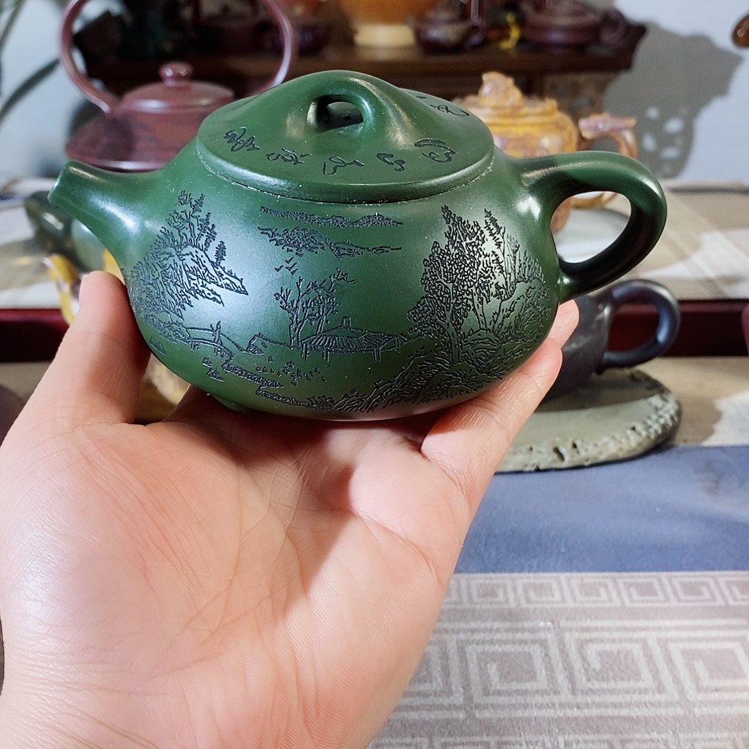 紫砂茶壶宜兴紫砂壶一名中年