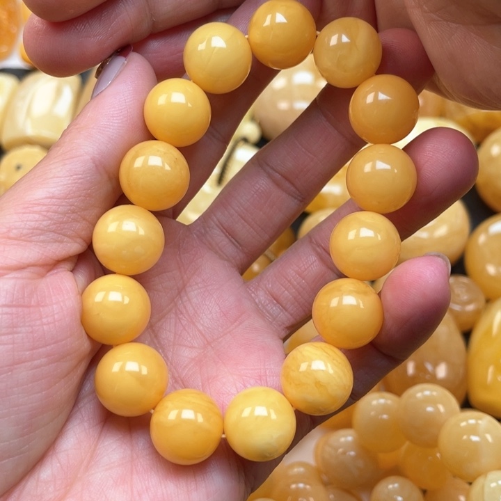 蜜蜡裸石未镶嵌大*哥蜜蜡手串