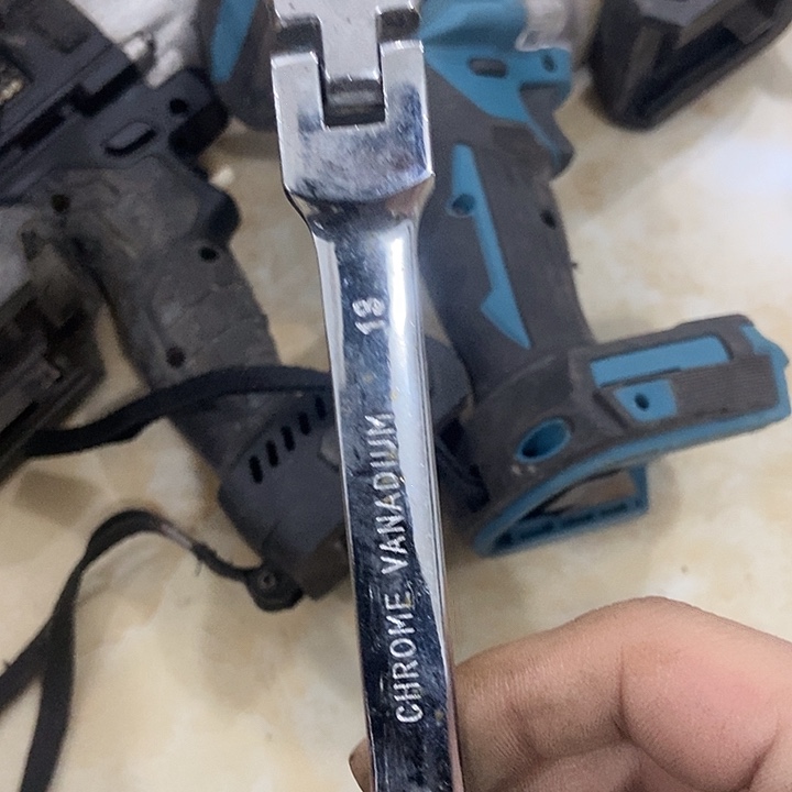 美***好电板手五个一单发货