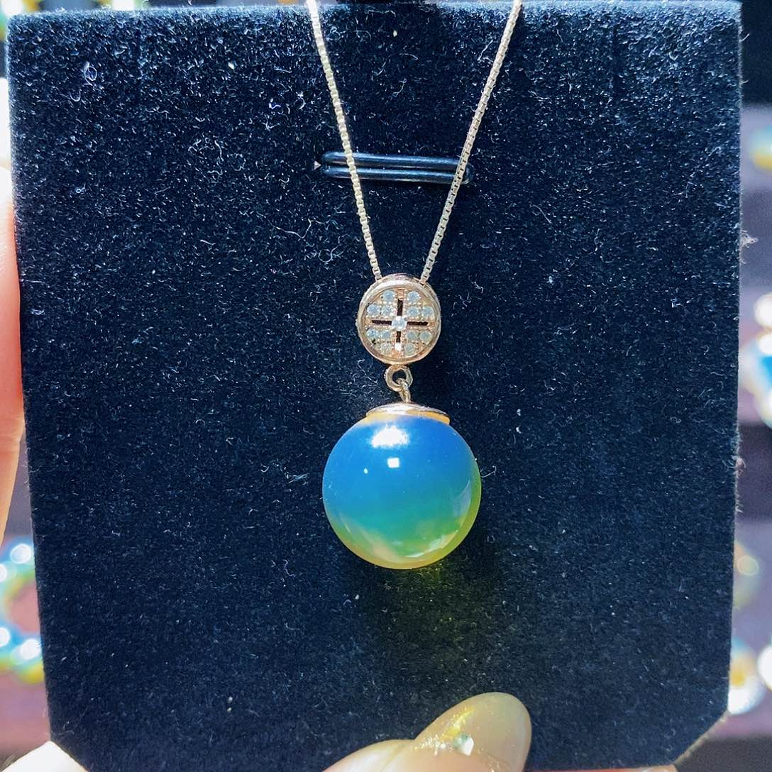 蓝珀颈饰银S925镀金镶嵌万能扣头吊坠13m