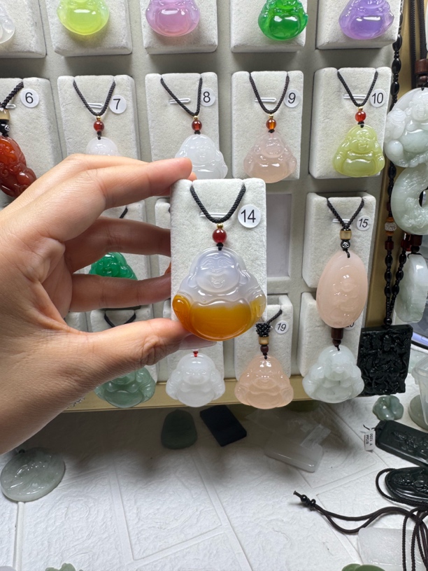 天然玛瑙玉髓佛公尺寸40