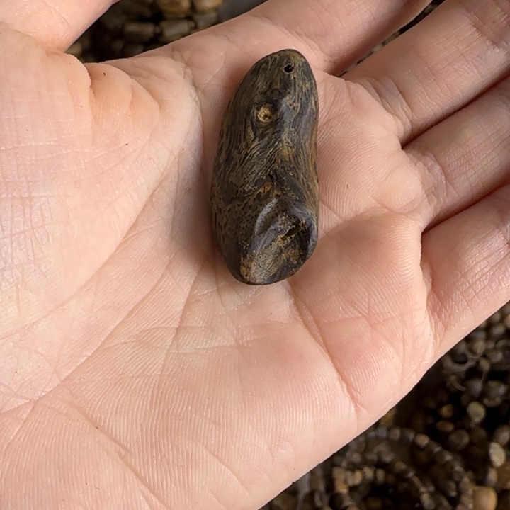 珠串奇楠沉香高油壳子吊坠2克