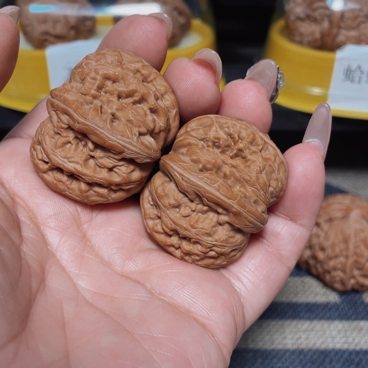 文玩核桃把件Y****n元宝39