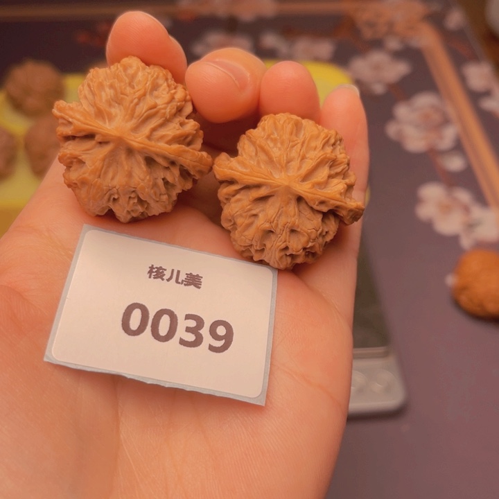 文玩核桃把件苹果园33尺0039