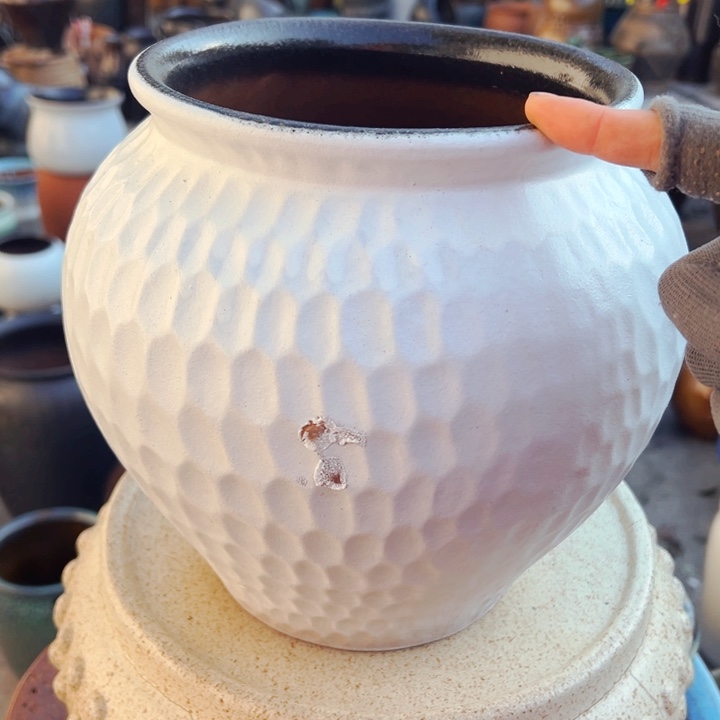 紫砂花盆高约23口约18瑕疵白色