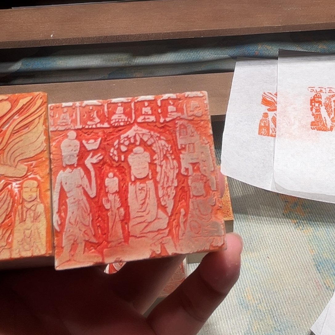 云***。印石昌化石佛造像2个